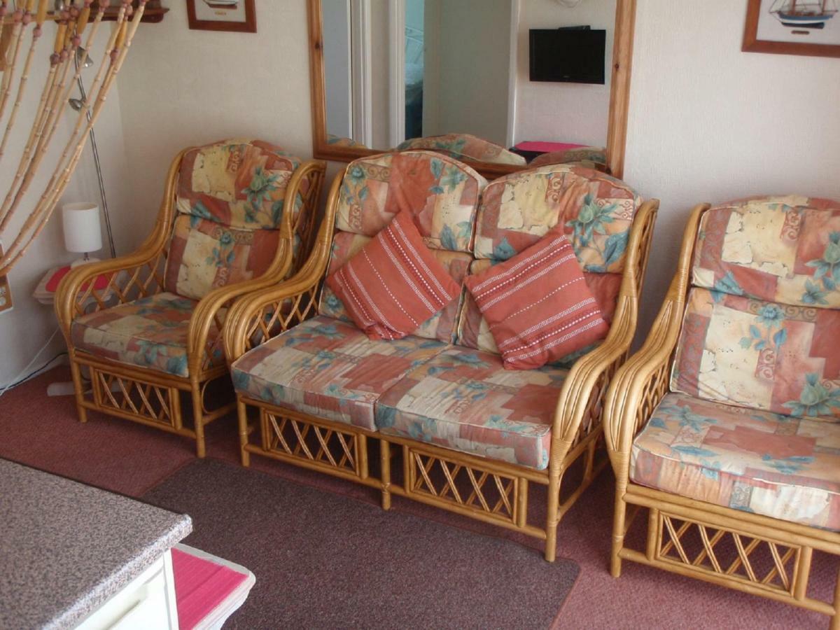 Chalets & Lodges At Atlantic Bays Holiday Park Padstow Pokoj fotografie